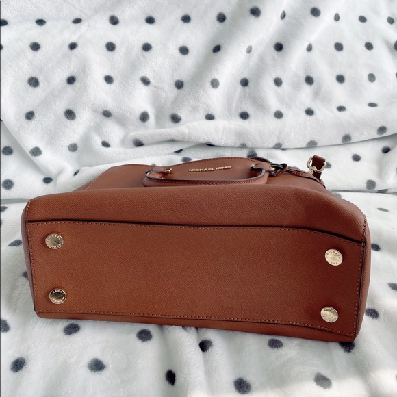 Michael Kors Crossbody Handbag Brown Leather - Picture 7 of 10